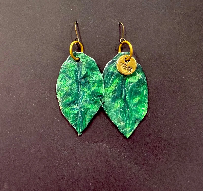 women's modern earrings-Colour green leaf earrings