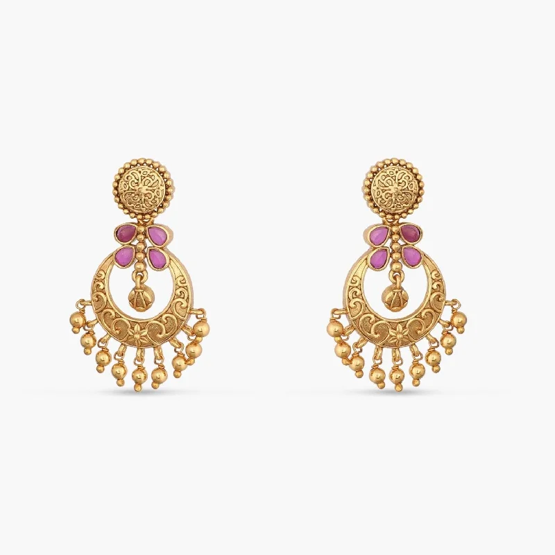 women's moon earrings-Riva Antique Red Kempu Chandbali Earrings