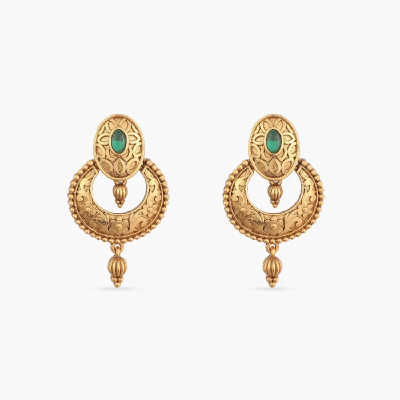 women's boho earrings-Azba Statement Antique Chandbali Earrings