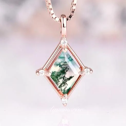 women's tribal necklaces-Unique Kite Green Moss Agate Necklace- 14K Rose Gold Vermeil