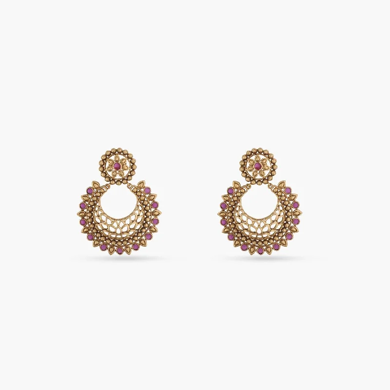 women's antique earrings-Leafy Antique Chandbali Earrings