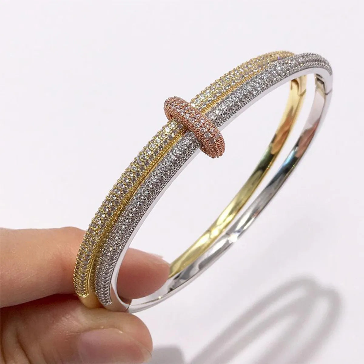 women's emerald bracelets-Copper 18K Gold Plated Commute Plating Inlay Color Block Zircon Bangle