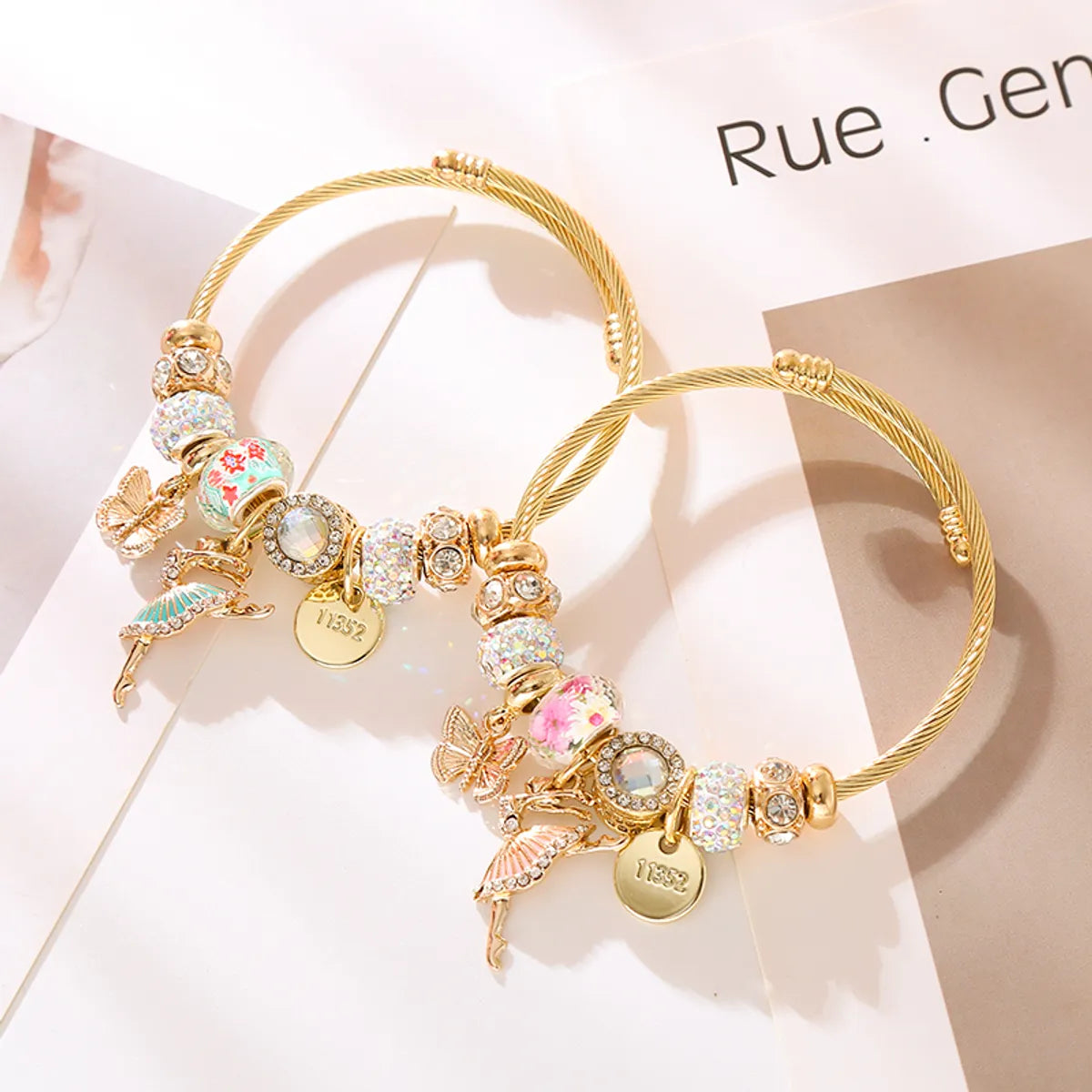 women's modern bangles-Casual Vacation Classic Style Cartoon Character Butterfly Gold Plated Rhinestones 304 Stainless Steel Alloy Wholesale Bangle