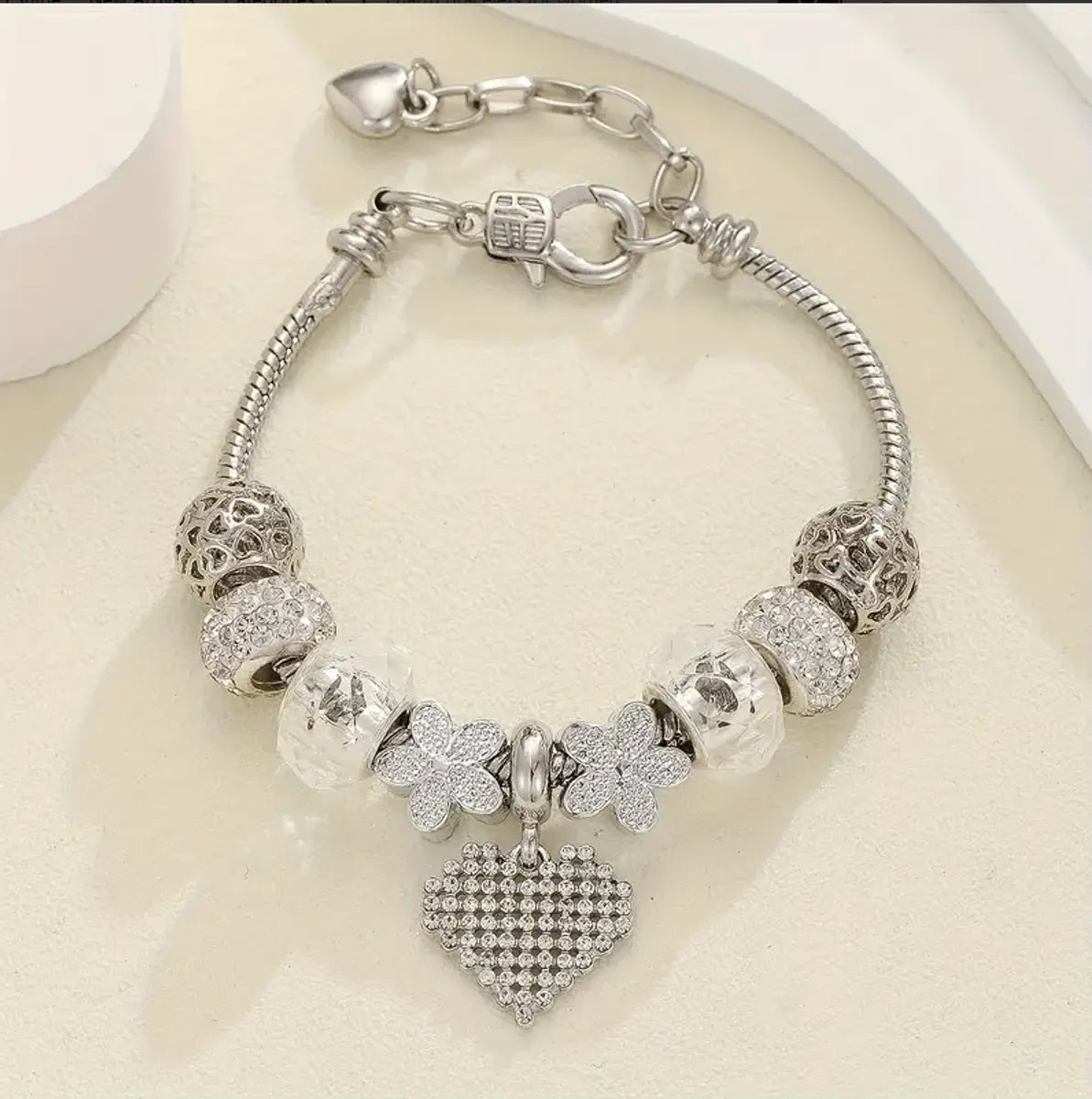 women's matching bracelets-Romantic Simple Style Heart Shape Flower Silver Plated Rhinestones Alloy Copper Brass Wholesale Bracelets