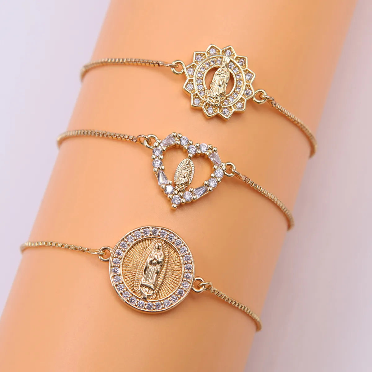 women's fashion bracelets-Retro Virgin Mary Copper Plating Inlay Zircon 18k Gold Plated Bracelets