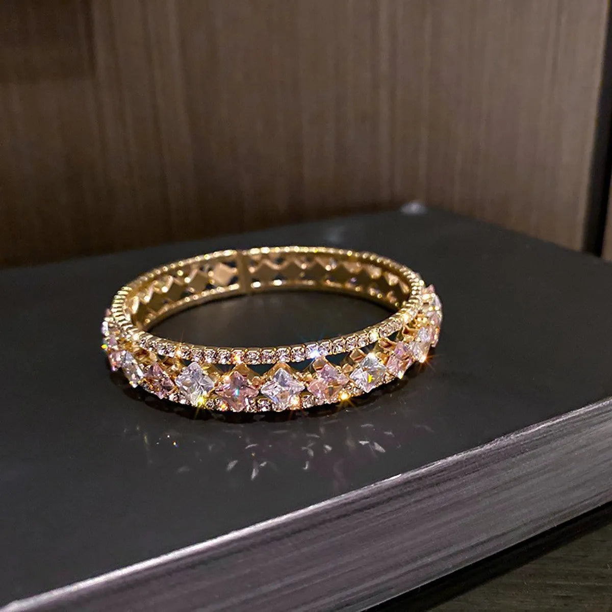 22# Bracelet-Silver Pink Diamond