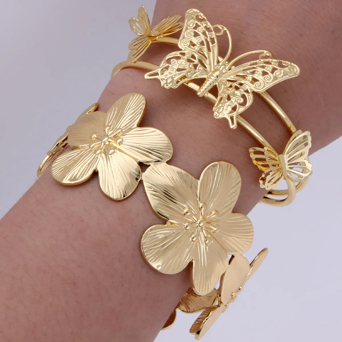 women's sun bracelets-Copper 18K Gold Plated Elegant Exaggerated Luxurious Plating Flower Butterfly