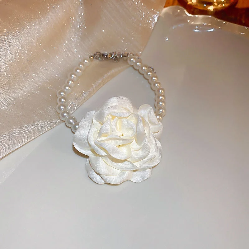 74# Bracelet-White Flowers